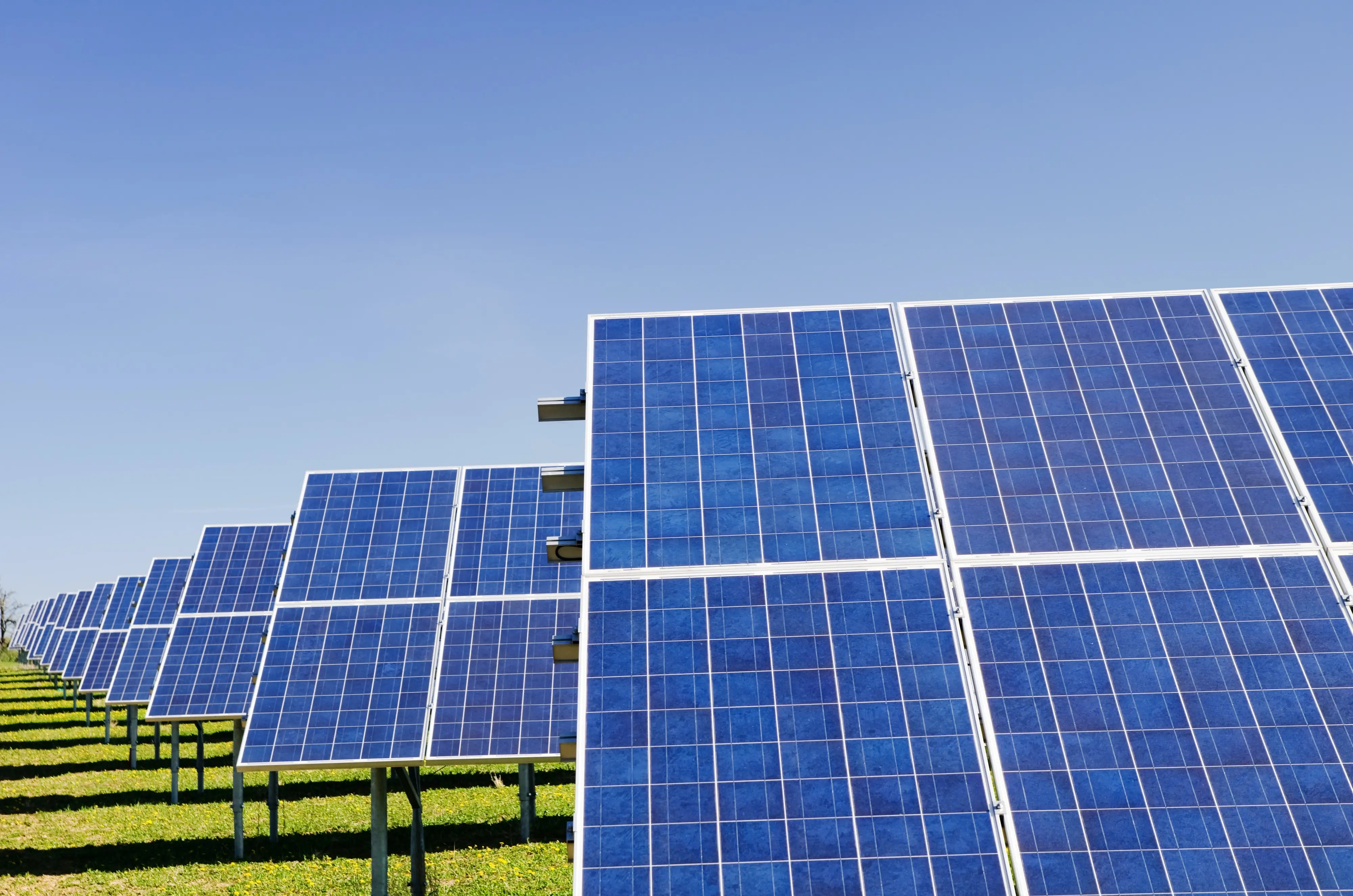 Inwestujemy w odnawialne źródła energii – mikroinstalacje fotowoltaiczne w gminie Podgórzyn